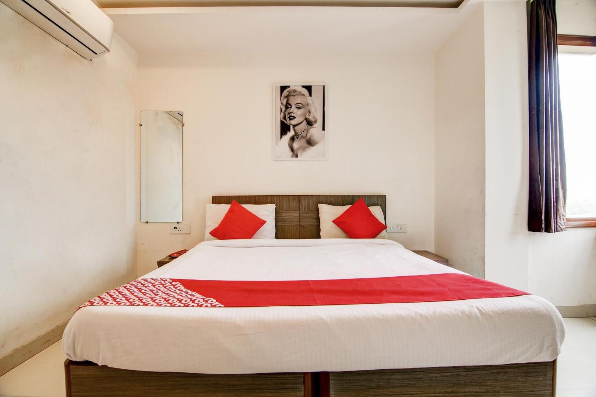 Super Collection O Panchratna Hotel Panvel Luaran gambar